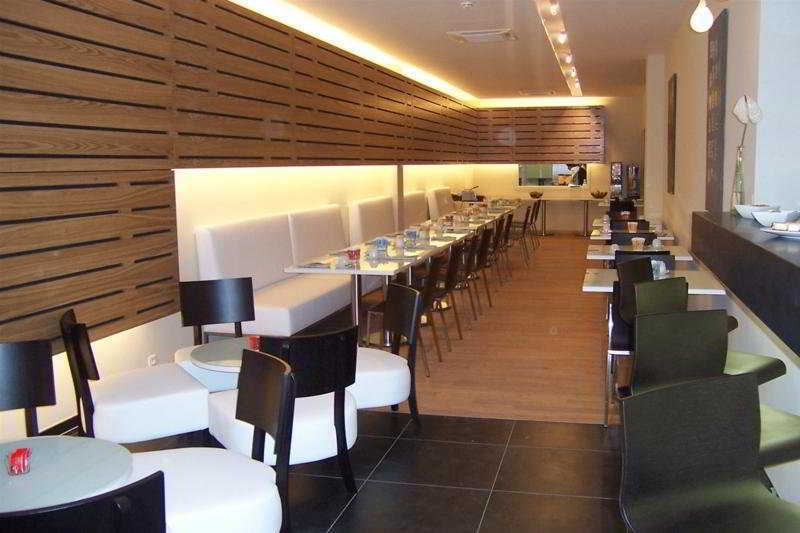 Hotel De La Couronne 3*